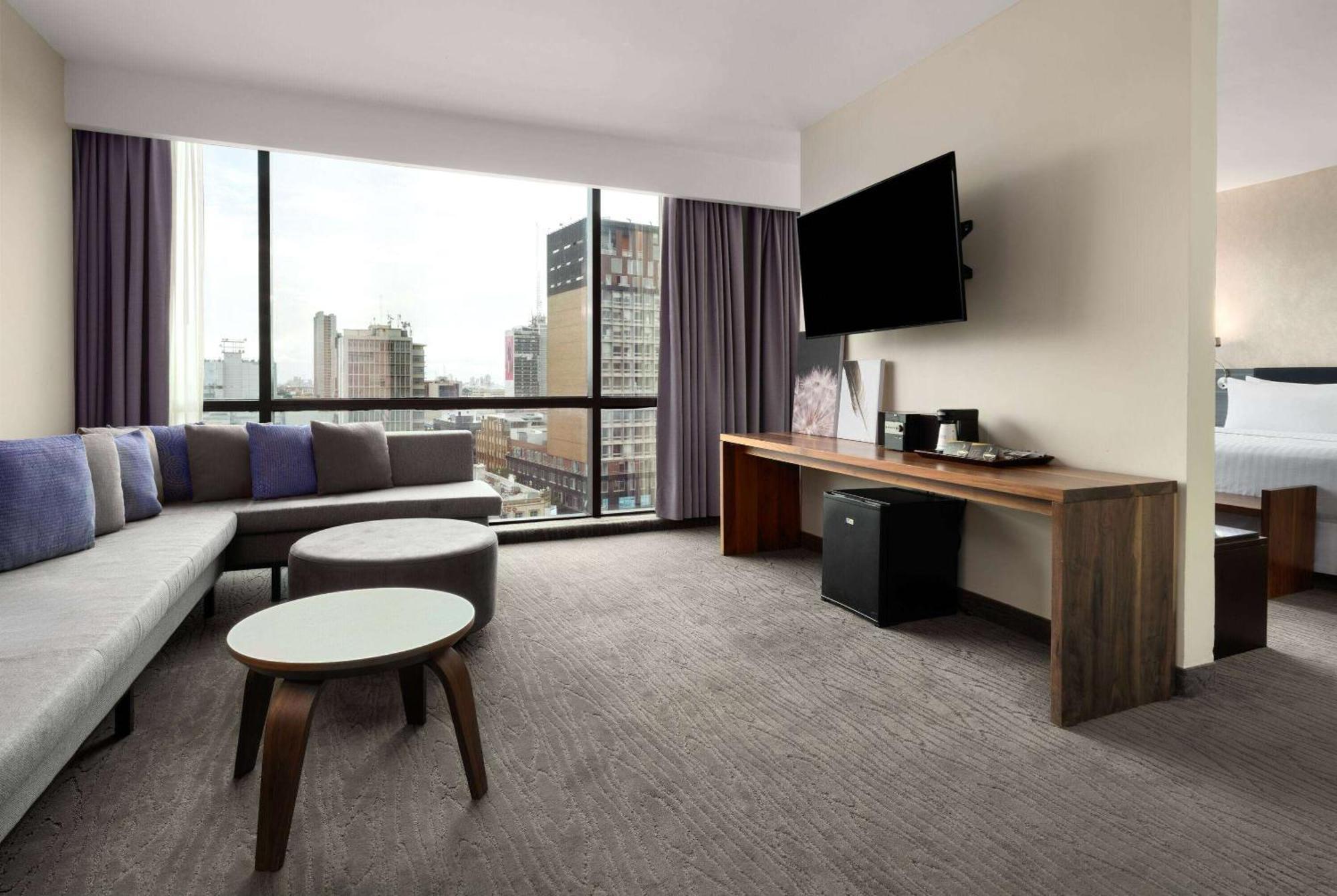 Отель Wyndham Monterrey Ambassador Centro Экстерьер фото