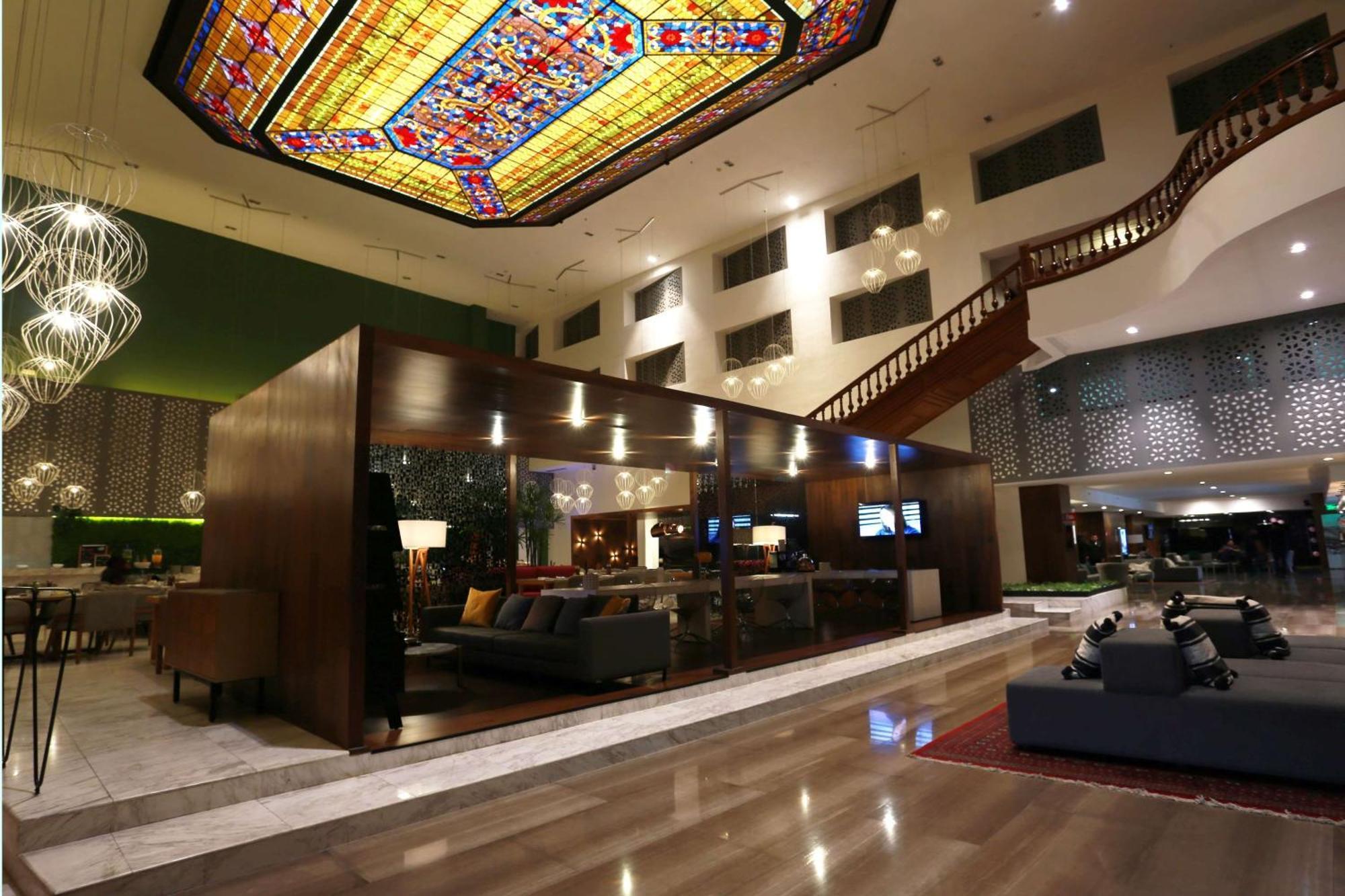 Отель Wyndham Monterrey Ambassador Centro Экстерьер фото